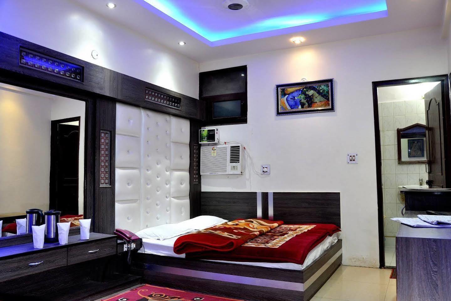 Hotel Peace Point Neu-Delhi Exterior foto